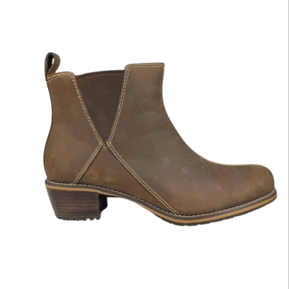 Red Wing Chelsea Ankle Booties EUC $349 Size 8.5M  S3226 - Picture 3 of 12